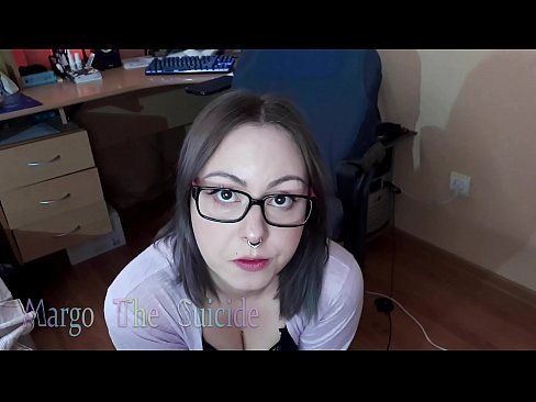 ❤️ Sexy Girl mit Brille saugt Dildo tief vor der Kamera ❤ Sex video bei de.sextoysformen.xyz